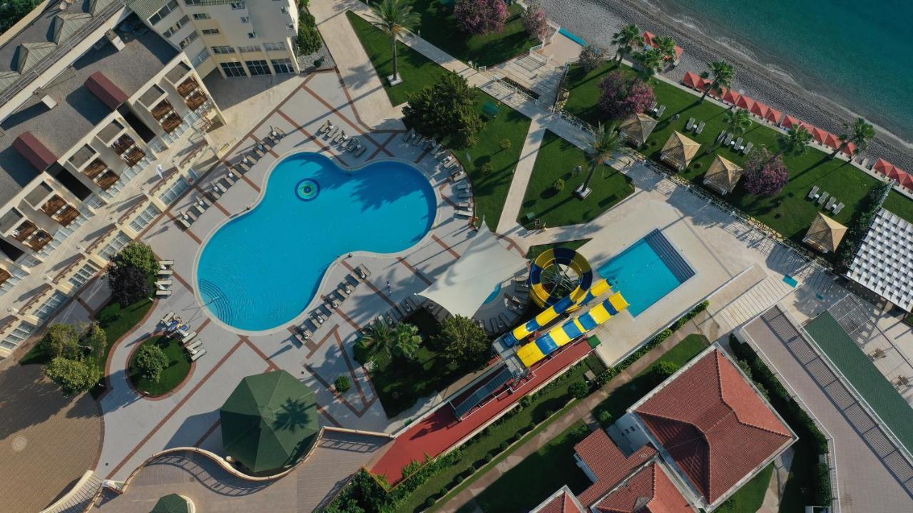 Tt ホテルズ ハイドロス クラブ ケメル エクステリア 写真 Aerial view of the hotel