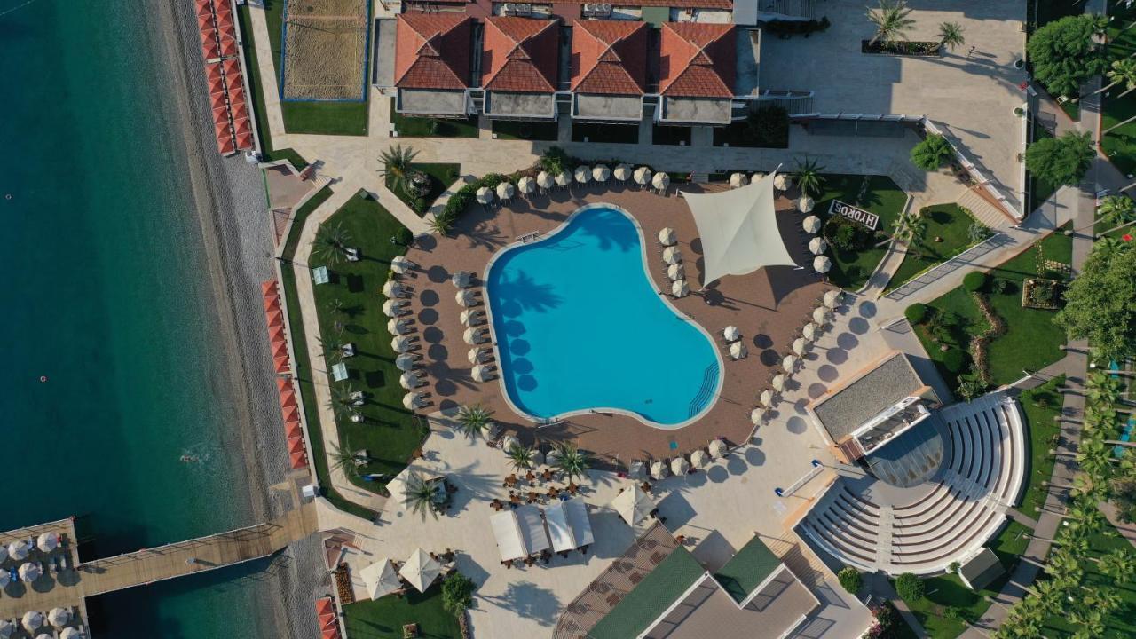 Tt ホテルズ ハイドロス クラブ ケメル エクステリア 写真 Aerial view of the pool
