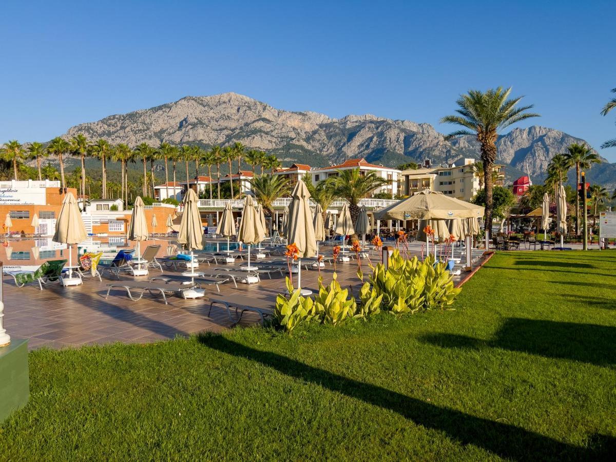 Tt ホテルズ ハイドロス クラブ ケメル エクステリア 写真 A view of the resort