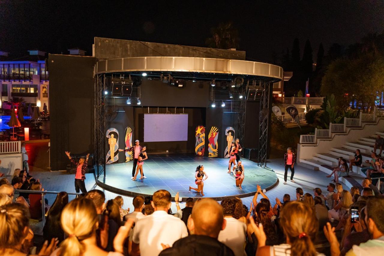 Tt ホテルズ ハイドロス クラブ ケメル エクステリア 写真 The stage of the amphitheater