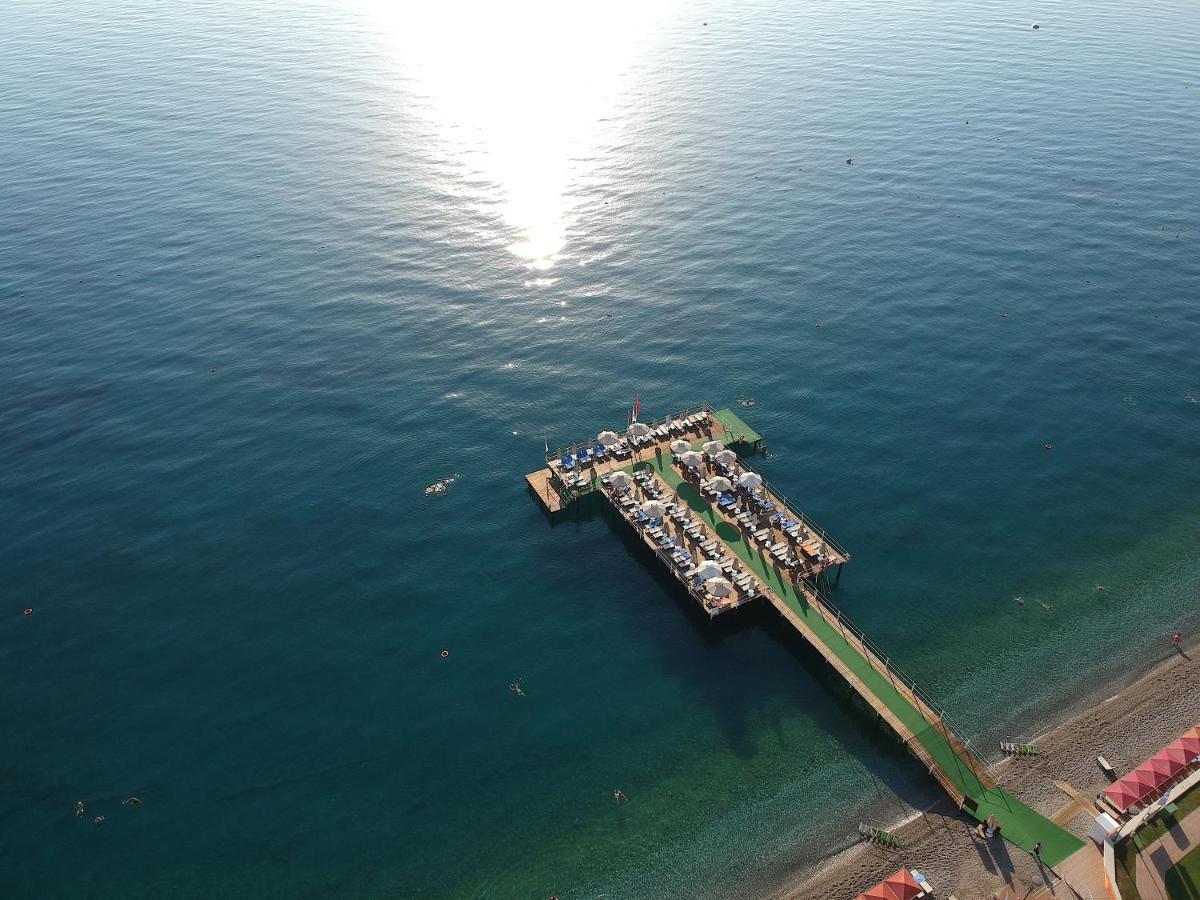Tt ホテルズ ハイドロス クラブ ケメル エクステリア 写真 Aerial view of the pier